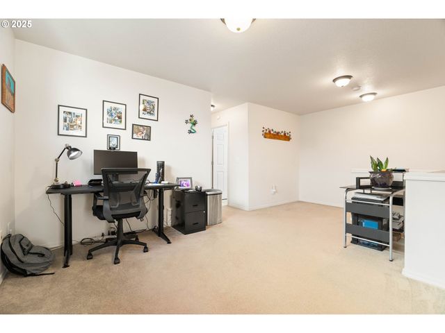 1251 Se BIANCA St, Hillsboro, OR 97123