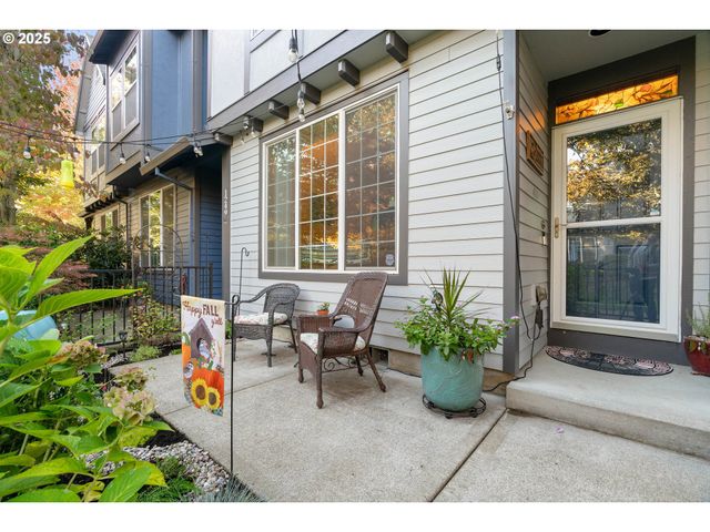 1251 Se BIANCA St, Hillsboro, OR 97123