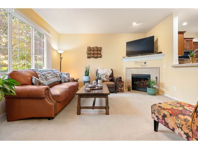 1251 Se BIANCA St, Hillsboro, OR 97123