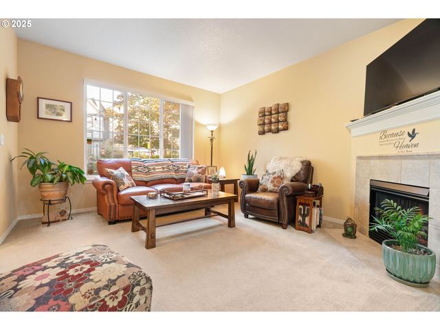 1251 Se BIANCA St, Hillsboro, OR 97123