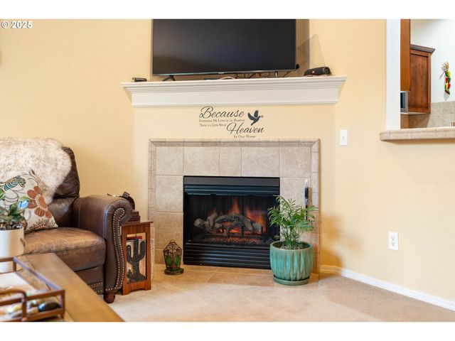 1251 Se BIANCA St, Hillsboro, OR 97123