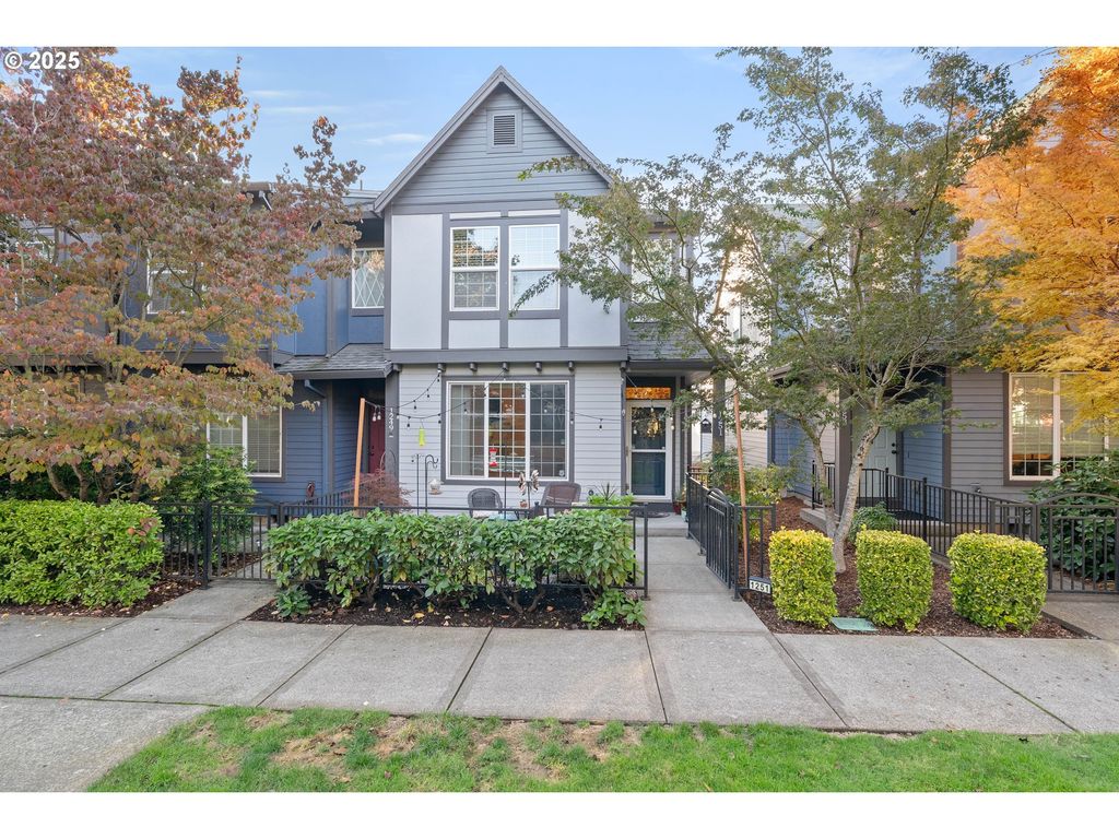 1251 Se BIANCA St, Hillsboro, OR 97123