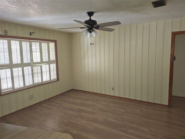 6009 Belfast DR, Austin, TX 78723