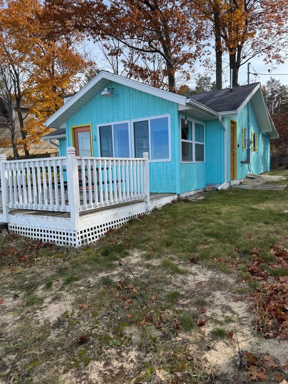 1779 S Green Road, Lake City, MI 49651