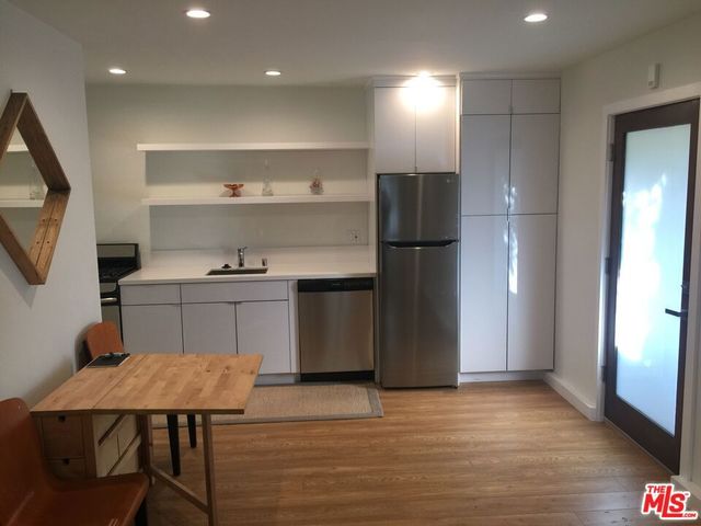 7040 Semrad Road, West Hills, CA 91307