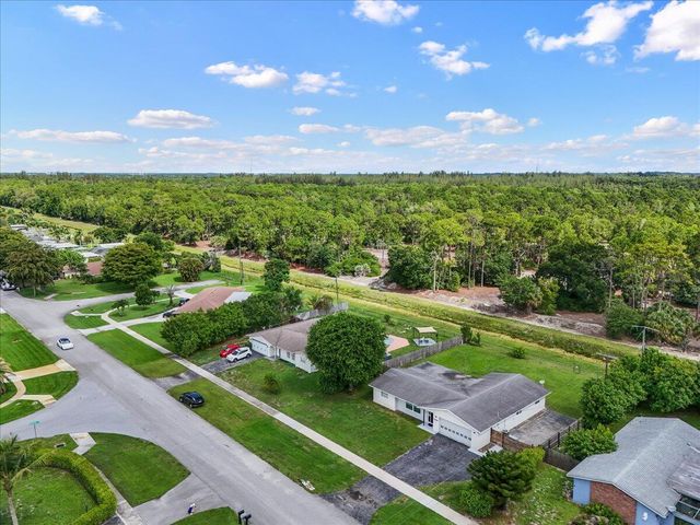 7423 Oakmont Drive, Greenacres, FL 33467