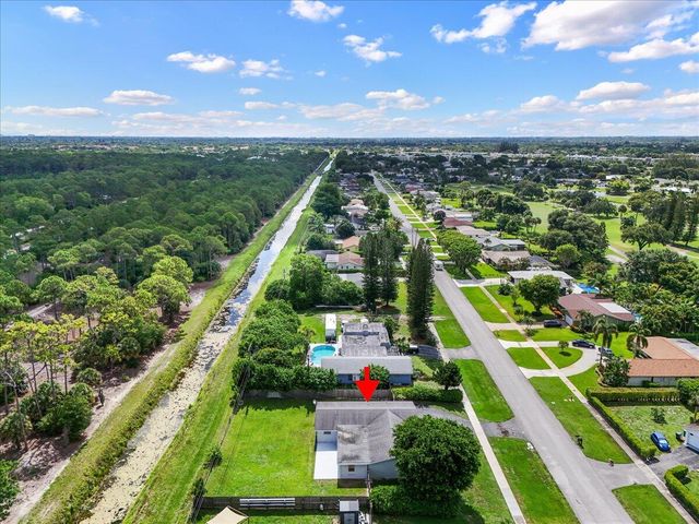 7423 Oakmont Drive, Greenacres, FL 33467