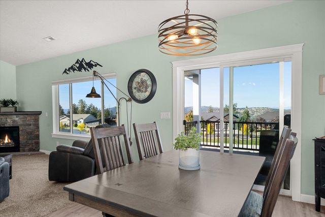 2706 W Howesdale Rd, Spokane, WA 99208