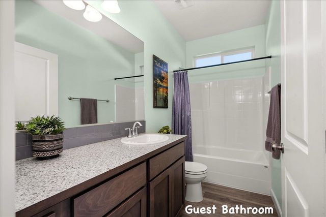 2706 W Howesdale Rd, Spokane, WA 99208