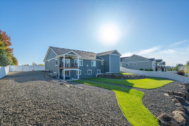 2706 W Howesdale Rd, Spokane, WA 99208