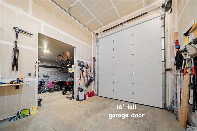 2706 W Howesdale Rd, Spokane, WA 99208