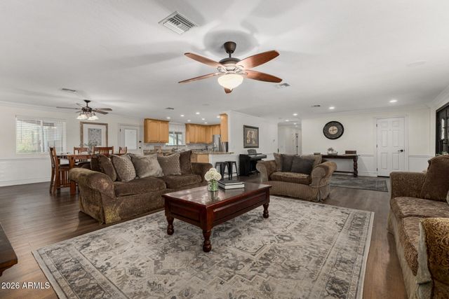 338 E HARVARD Avenue, Gilbert, AZ 85234