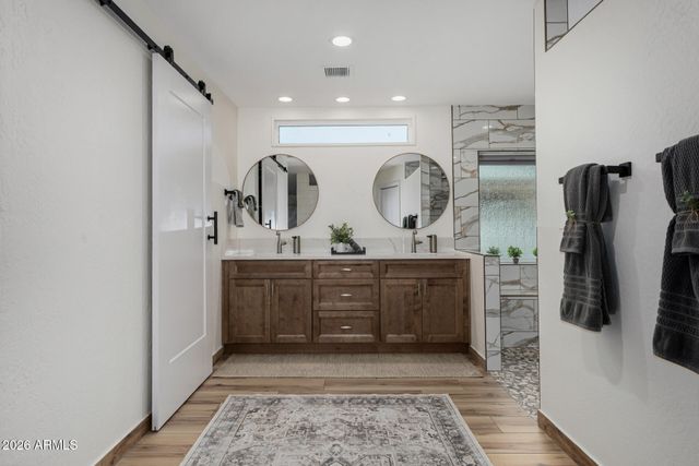 338 E HARVARD Avenue, Gilbert, AZ 85234