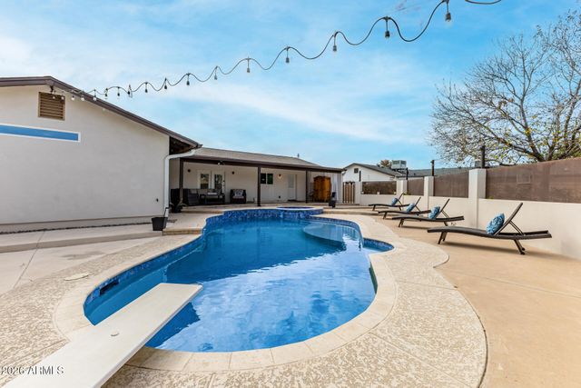 338 E HARVARD Avenue, Gilbert, AZ 85234