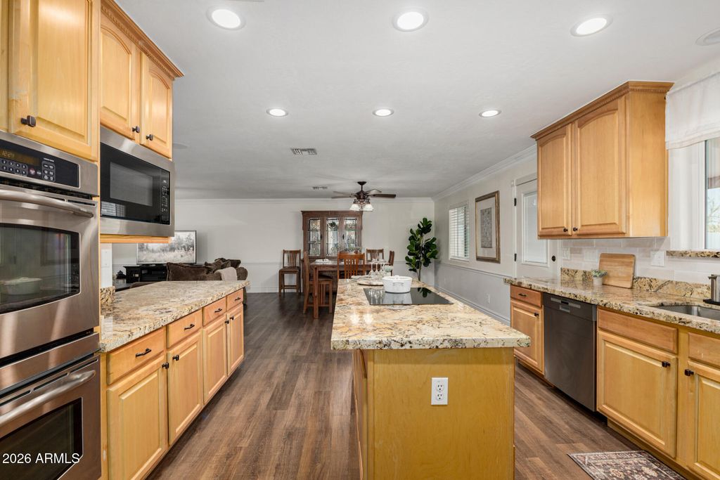 Image 17 of property listing at 338 E HARVARD Avenue, Gilbert, AZ 85234