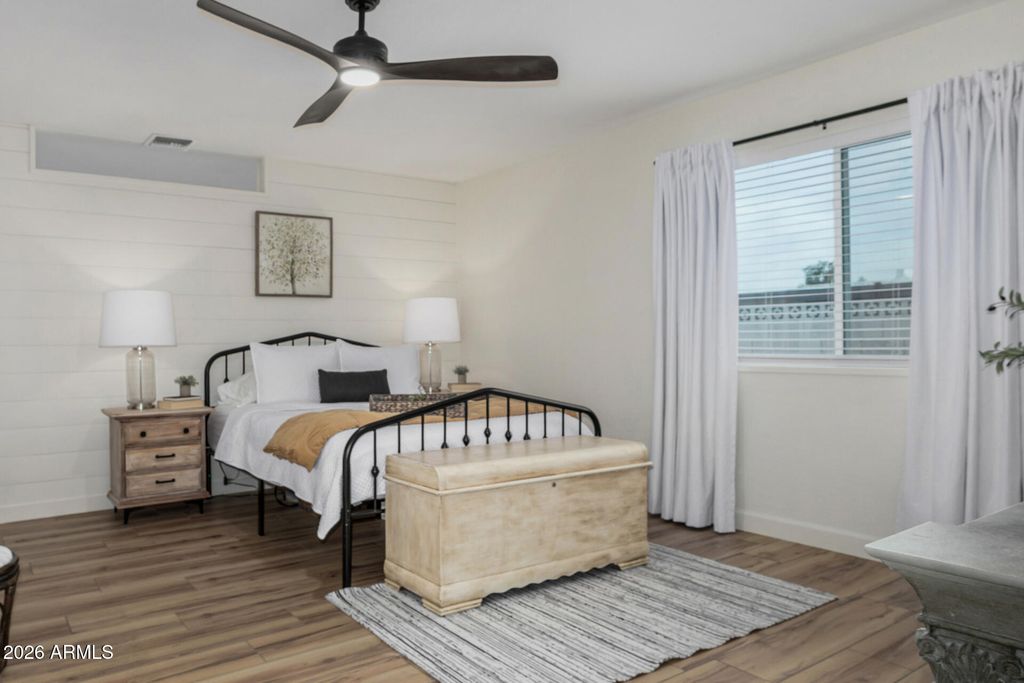 Image 19 of property listing at 338 E HARVARD Avenue, Gilbert, AZ 85234