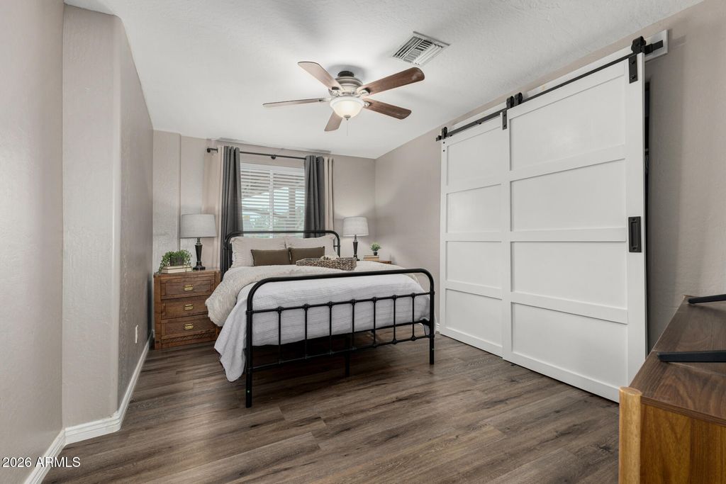 Image 31 of property listing at 338 E HARVARD Avenue, Gilbert, AZ 85234