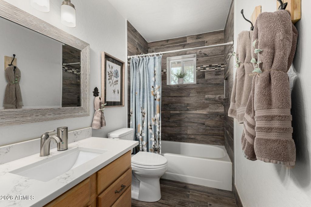 Image 33 of property listing at 338 E HARVARD Avenue, Gilbert, AZ 85234