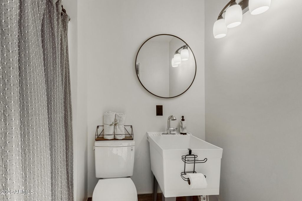 Image 44 of property listing at 338 E HARVARD Avenue, Gilbert, AZ 85234