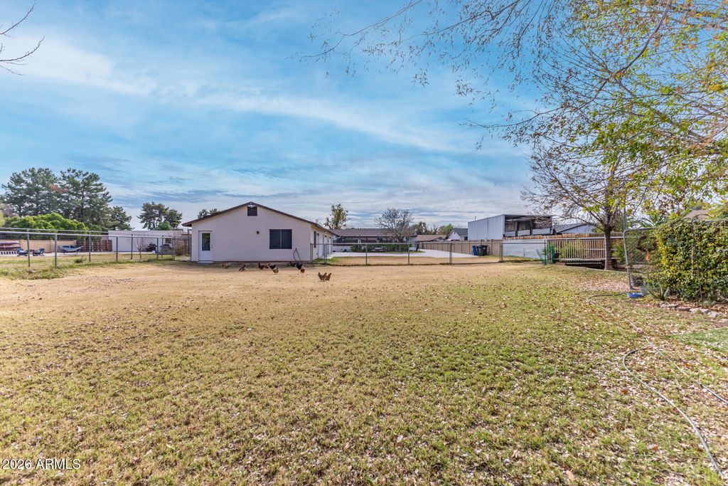 Image 48 of property listing at 338 E HARVARD Avenue, Gilbert, AZ 85234