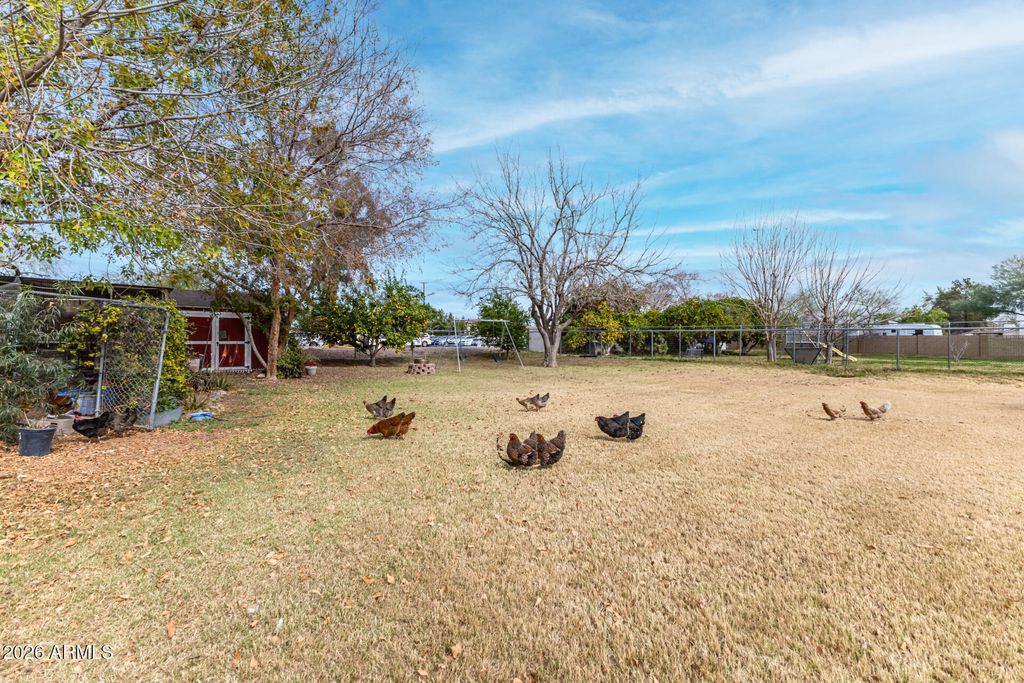 Image 51 of property listing at 338 E HARVARD Avenue, Gilbert, AZ 85234