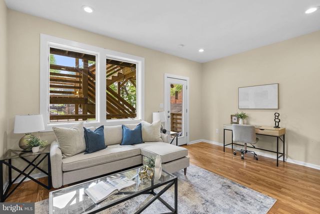 760 LAMONT ST NW, Washington, DC 20010