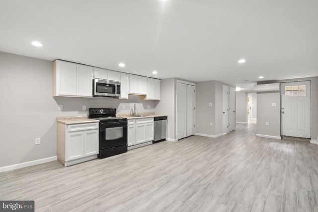 760 LAMONT ST NW, Washington, DC 20010