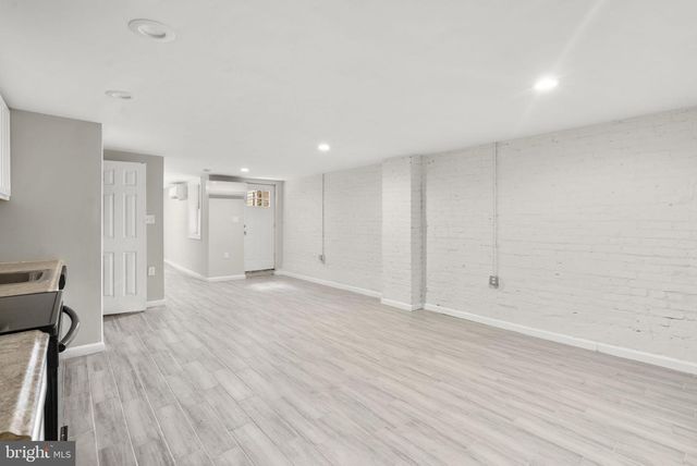760 LAMONT ST NW, Washington, DC 20010
