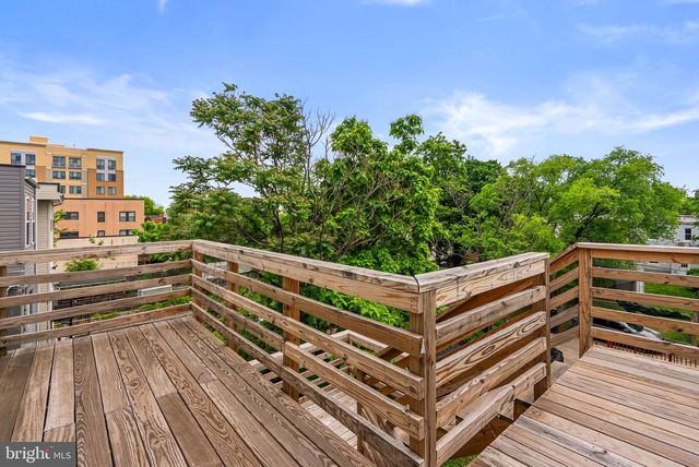 760 LAMONT ST NW, Washington, DC 20010