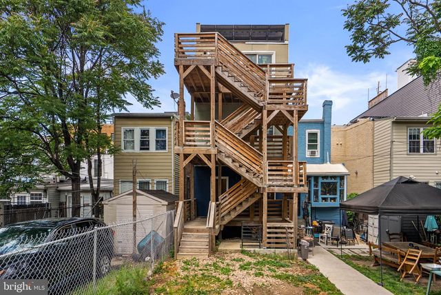 760 LAMONT ST NW, Washington, DC 20010