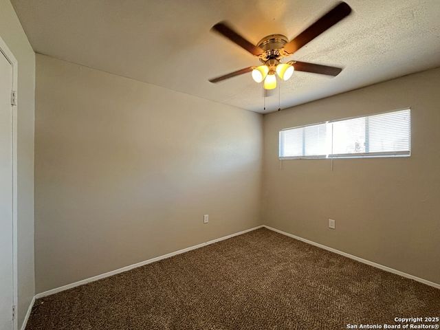 2802 Lasses Blvd Apt 13, San Antonio, TX 78223