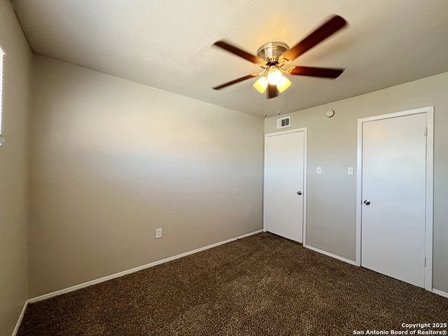 2802 Lasses Blvd Apt 13, San Antonio, TX 78223