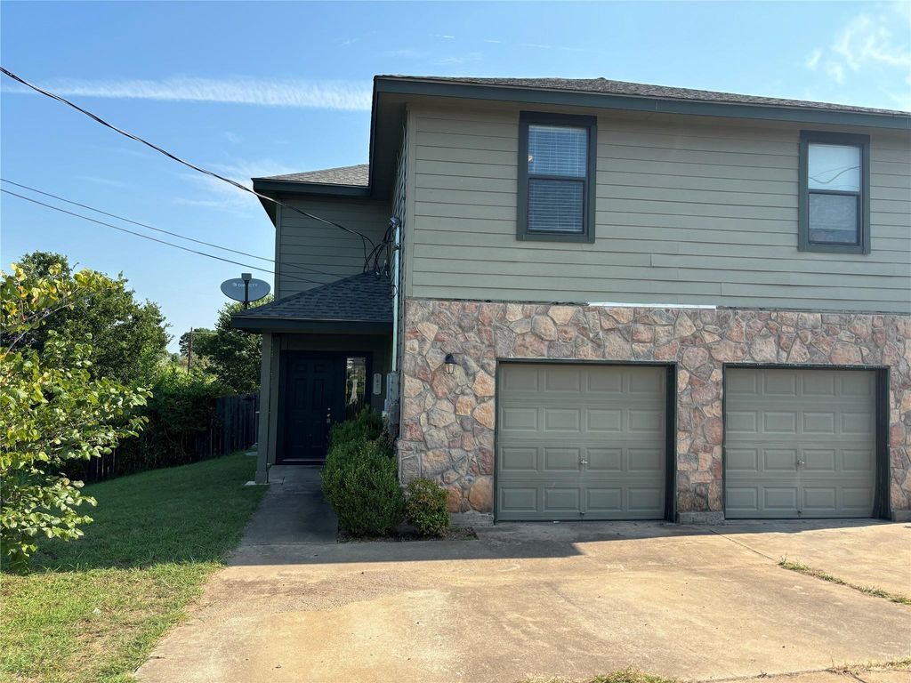146 Mauna Kea LN A, Bastrop, TX 78602