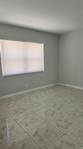 1523-1525 NW 8th Avenue, Fort Lauderdale, FL 33311