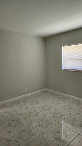 1523-1525 NW 8th Avenue, Fort Lauderdale, FL 33311