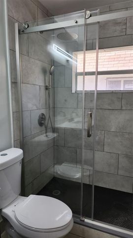 1523-1525 NW 8th Avenue, Fort Lauderdale, FL 33311