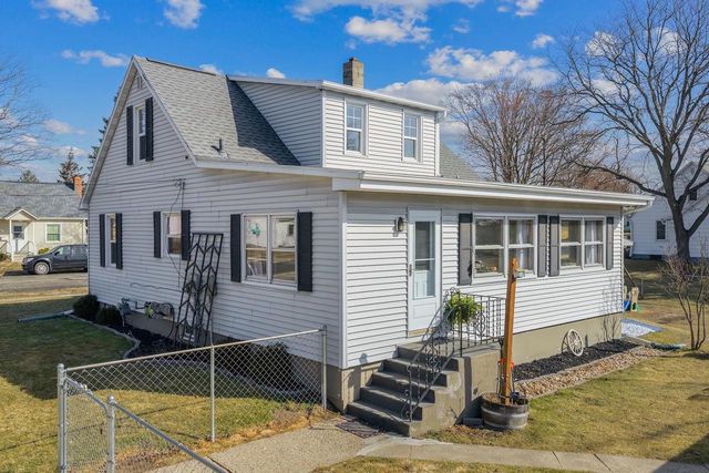 804 Seymour Street, Reedsburg, WI 53959