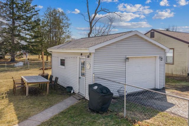 804 Seymour Street, Reedsburg, WI 53959