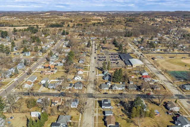 804 Seymour Street, Reedsburg, WI 53959