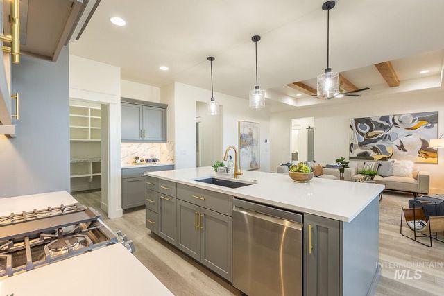 1740 Sandbar Rd, Emmett, ID 83617