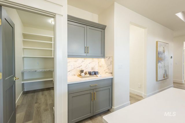 1740 Sandbar Rd, Emmett, ID 83617