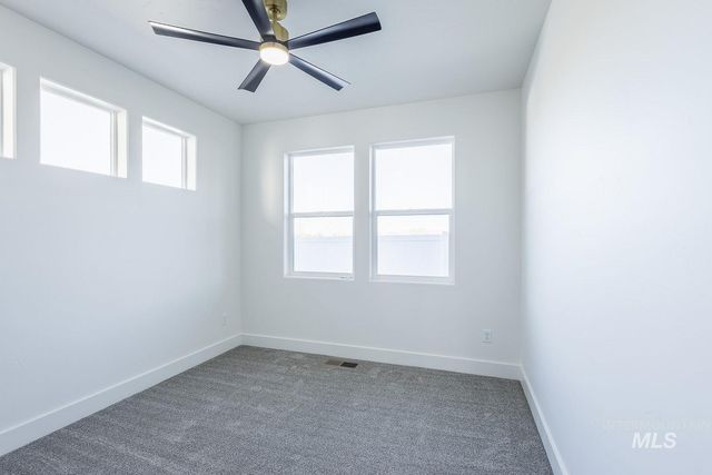 1740 Sandbar Rd, Emmett, ID 83617