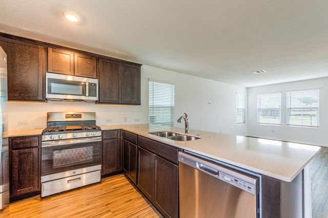 252 Patagonia, Kyle, TX 78640