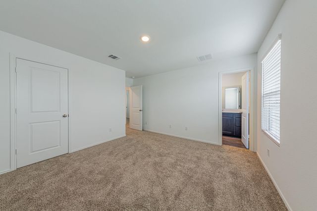 252 Patagonia, Kyle, TX 78640