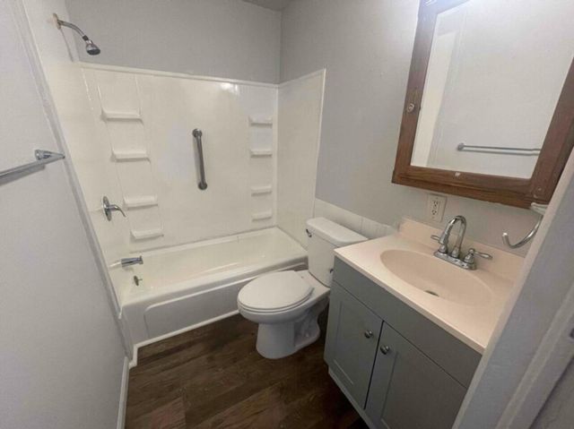 311 Quarry Street, Jackson, MI 49201