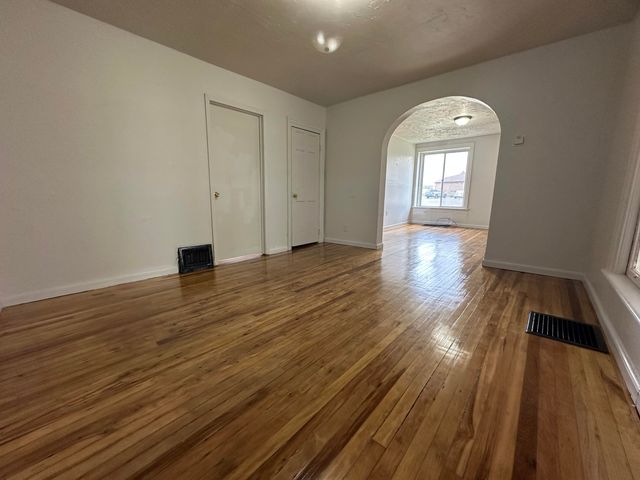 311 Quarry Street, Jackson, MI 49201