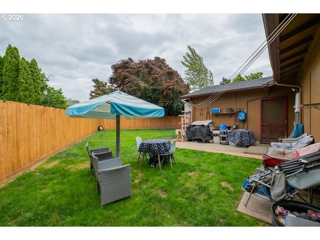 540 Marion Ct, Mt Angel, OR 97362