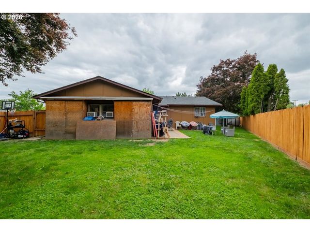 540 Marion Ct, Mt Angel, OR 97362