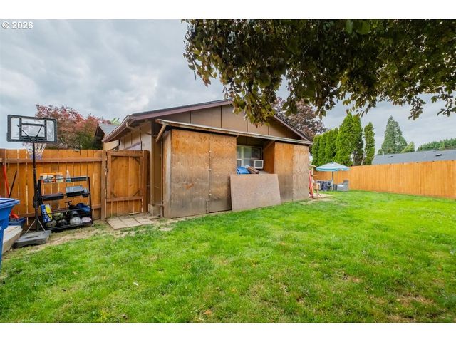 540 Marion Ct, Mt Angel, OR 97362