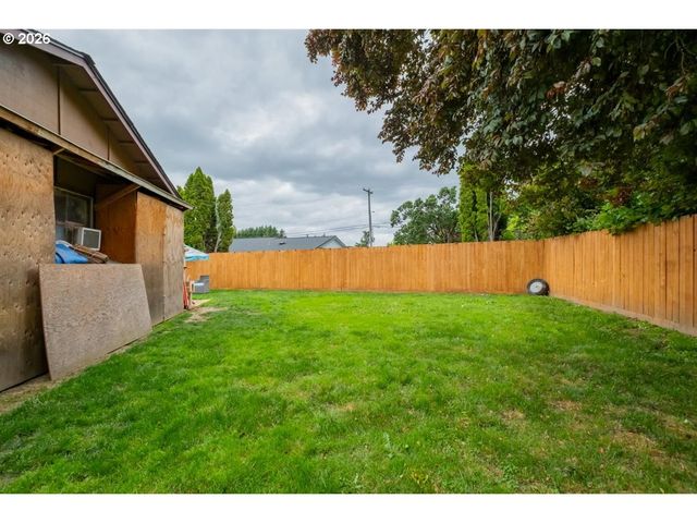 540 Marion Ct, Mt Angel, OR 97362